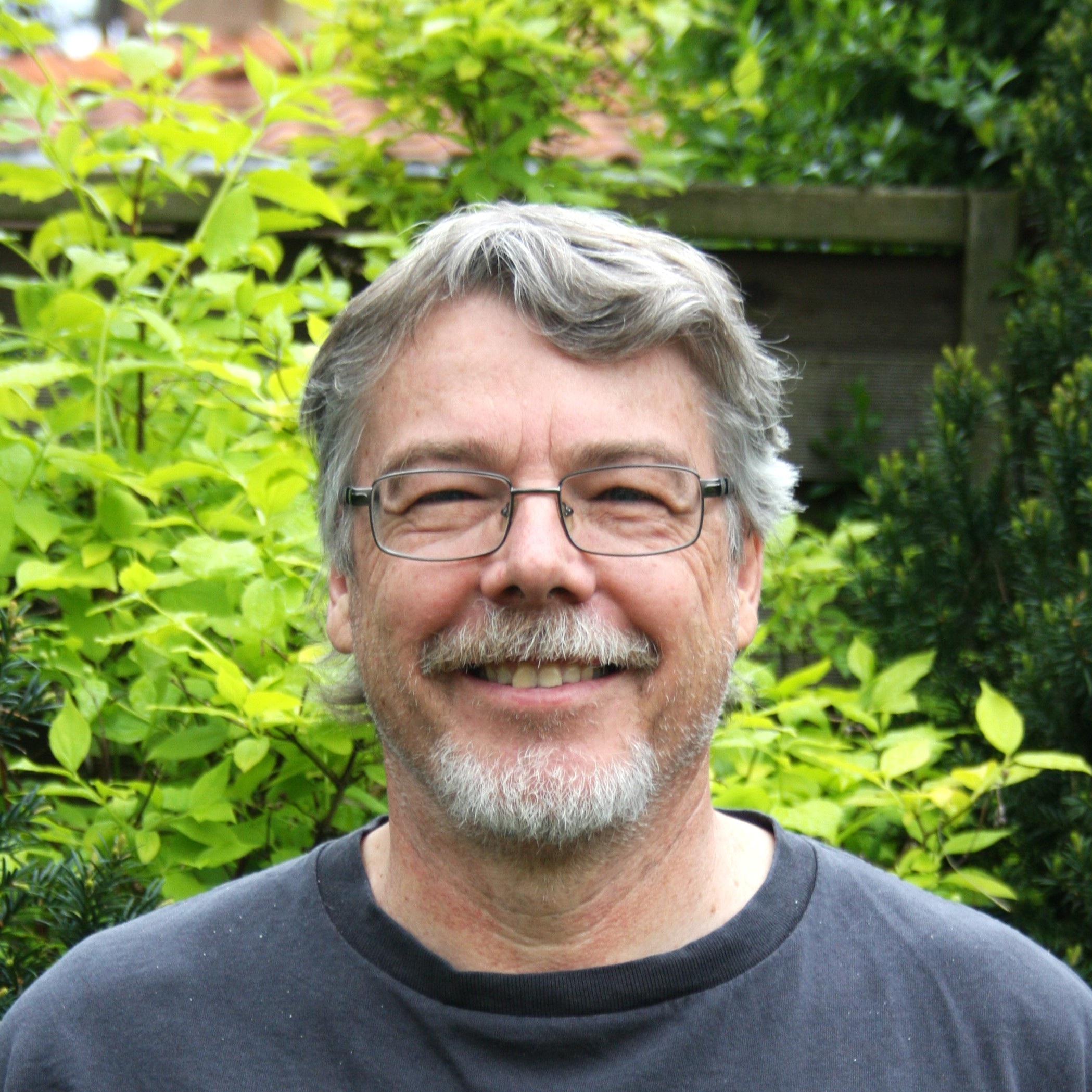 Dr. Dirk Schulze-Makuch